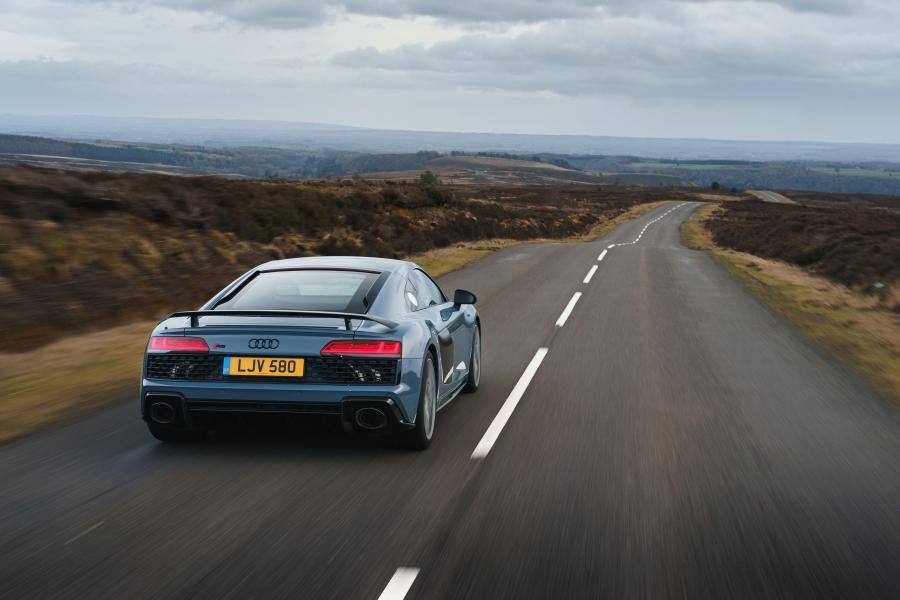  Audi R8 V10 Performance 2019 года  (UK) (фото 62 из 136)
